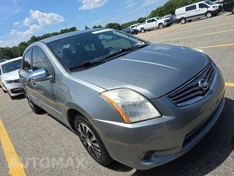 2011 Nissan Sentra 2.0 – miniatura 3