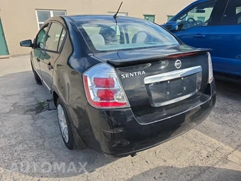2011 Nissan Sentra 2.0 S – miniatura 5