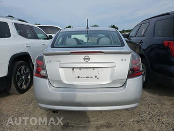 2011 Nissan Sentra 2.0 SR – miniatura 5