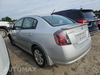 2011 Nissan Sentra 2.0 SR – miniatura 6