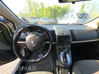 2011 Nissan Sentra 2.0 SR – miniatura 11