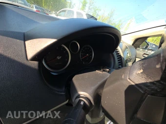 2011 Nissan Sentra 2.0 SR – miniatura 12