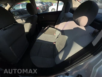 2011 Nissan Sentra 2.0 SR – miniatura 13