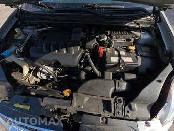 2011 Nissan Sentra 2.0 SR – miniatura 15