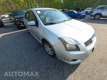 2011 Nissan Sentra 2.0 SR – miniatura 3