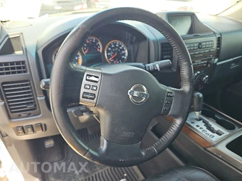 2011 Nissan TITAN SL Crew Cab Short Bed - miniatura 10