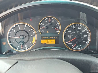 2011 Nissan TITAN SL Crew Cab Short Bed - miniatura 12