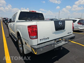 2011 Nissan TITAN SL Crew Cab Short Bed - miniatura 6