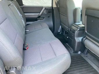 2011 Nissan TITAN SV Crew Cab Short Bed - miniatura 11