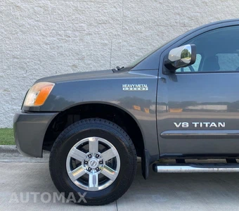 2011 Nissan TITAN SV Crew Cab Short Bed - miniatura 14