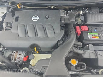 2011 Nissan Versa 1.8 S Hatchback - miniatura 15