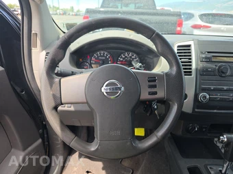 2011 Nissan Xterra S – miniatura 10