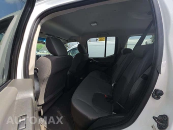 2011 Nissan Xterra S - miniatura 13