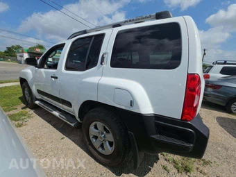 2011 Nissan Xterra S - miniatura 2