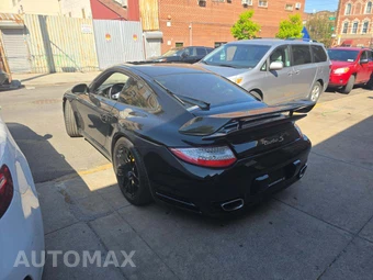 2011 Porsche 911 Turbo S Coupe – miniatura 2