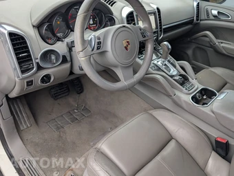2011 Porsche Cayenne Base - miniatura 13