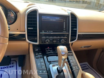 2011 Porsche Cayenne – miniatura 17
