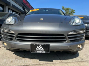 2011 Porsche Cayenne – miniatura 3