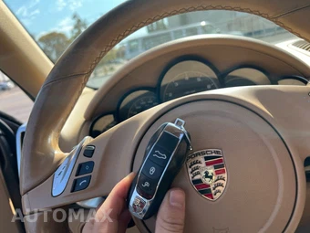 2011 Porsche Cayenne – miniatura 31