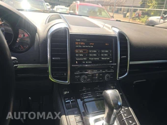 2011 Porsche Cayenne - miniatura 10