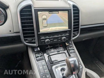 2011 Porsche Cayenne – miniatura 12