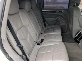 2011 Porsche Cayenne – miniatura 15
