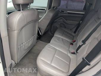 2011 Porsche Cayenne – miniatura 16