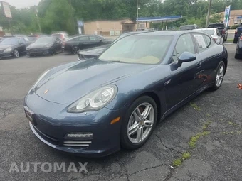 2011 Porsche Panamera 4