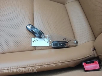 2011 Porsche Panamera 4 – miniatura 26