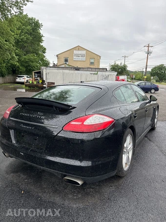 2011 Porsche Panamera 4 – miniatura 4