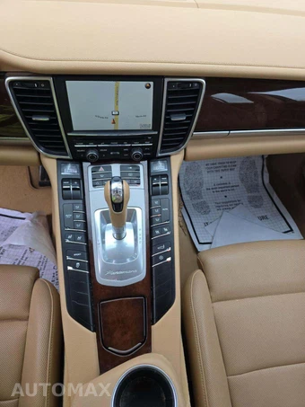 2011 Porsche Panamera 4 – miniatura 7