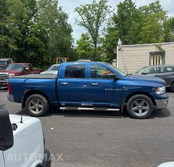 2011 Ram 1500 Big Horn Crew Cab Short Bed – miniatura 4