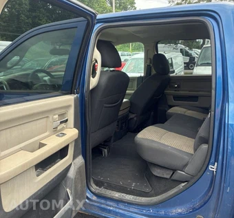 2011 Ram 1500 Big Horn Crew Cab Short Bed – miniatura 9