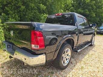 2011 Ram 1500 Laramie Crew Cab Short Bed – miniatura 3