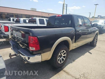 2011 Ram 1500 Laramie Crew Cab Short Bed - miniatura 3