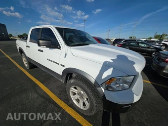 2011 Ram 1500 Outdoorsman Crew Cab Short Bed – miniatura 3