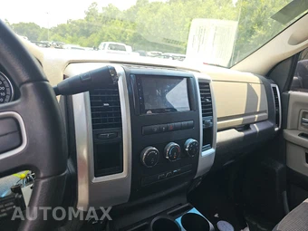 2011 Ram 1500 SLT Extended Cab Medium Bed - miniatura 11