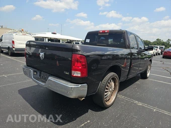 2011 Ram 1500 SLT Extended Cab Medium Bed - miniatura 4