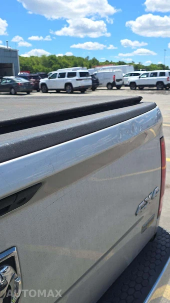 2011 Ram 1500 SLT Extended Cab Medium Bed – miniatura 24