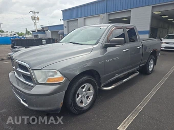 2011 Ram 1500 SLT Extended Cab Medium Bed