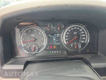 2011 Ram 1500 SLT Extended Cab Medium Bed – miniatura 12
