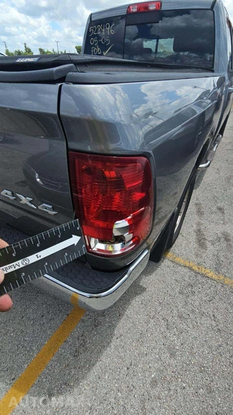 2011 Ram 1500 SLT Extended Cab Medium Bed – miniatura 38