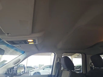 2011 Ram 1500 SLT Extended Cab Medium Bed – miniatura 17