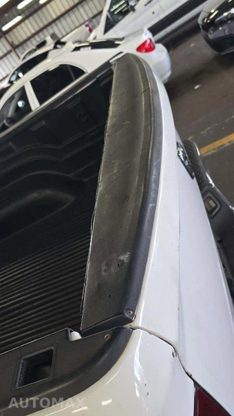 2011 Ram 1500 ST Extended Cab Medium Bed – miniatura 27