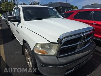2011 Ram 1500 ST Extended Cab Medium Bed – miniatura 3