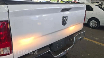 2011 Ram 1500 ST Extended Cab Medium Bed – miniatura 30