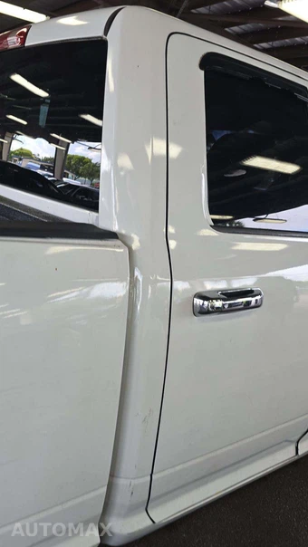 2011 Ram 1500 ST Extended Cab Medium Bed – miniatura 34
