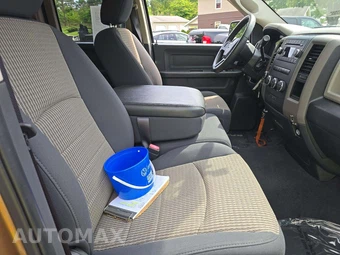 2011 Ram 1500 ST Extended Cab Medium Bed – miniatura 18