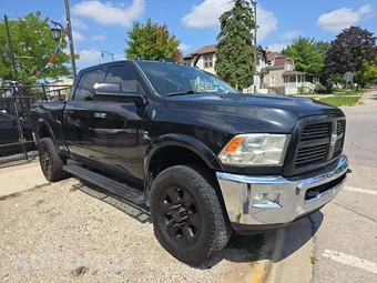 2011 Ram 2500 Laramie Crew Cab Medium Bed - miniatura 4