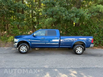 2011 Ram 3500 Laramie Crew Cab Long Bed - miniatura 2